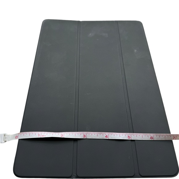 iPad Smart Cover in Grey. GUC - Picture 3 of 6